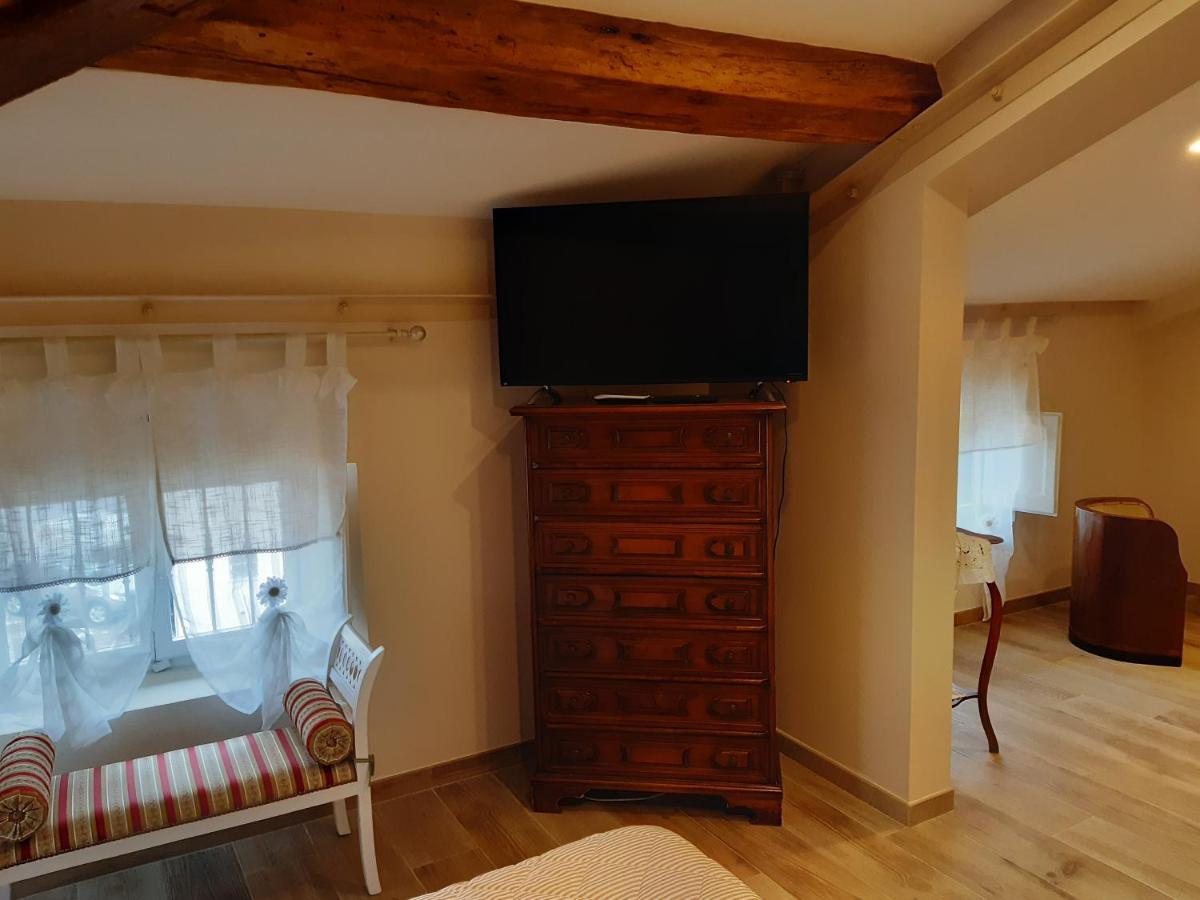 La Rosa Di Francesco Inn Valfabbrica Extérieur photo